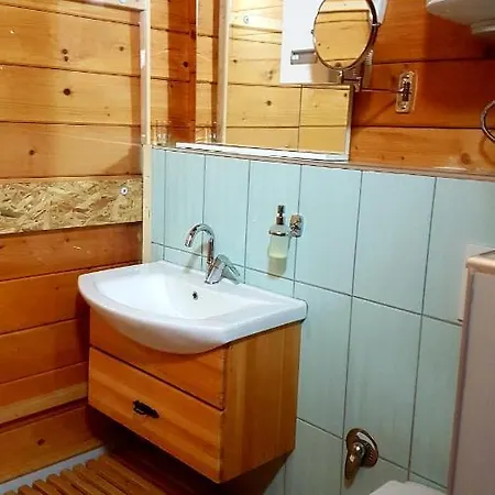 Casa de hóspedes Mala Prica 3*